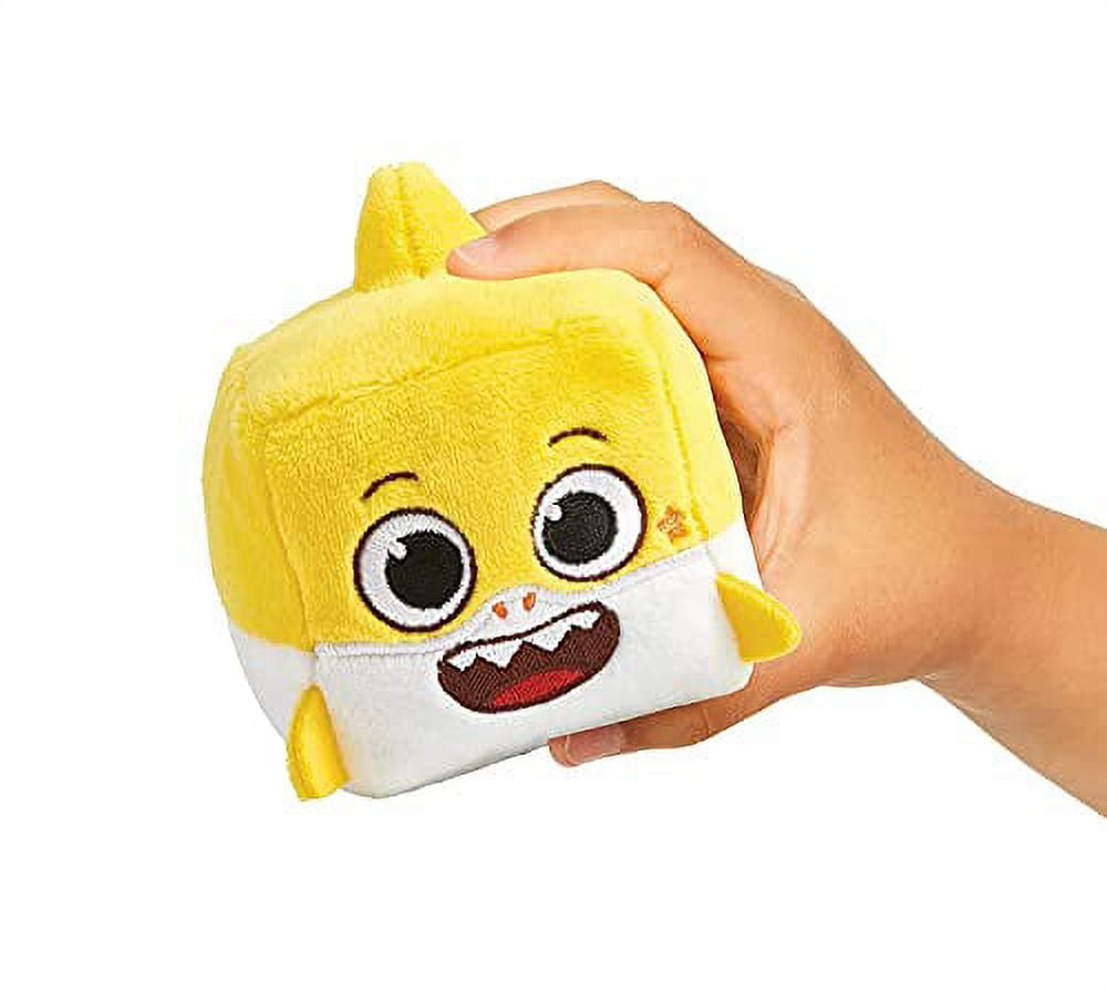 Pinkfong baby on sale shark sound plush