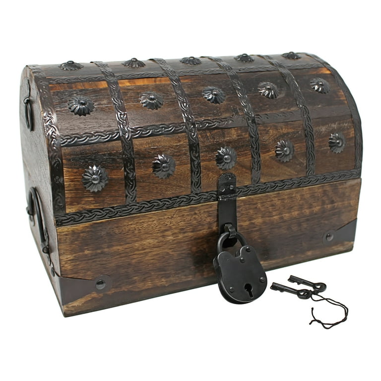 Personalized Treasure Box With Padlock and Skeleton Key / Antique