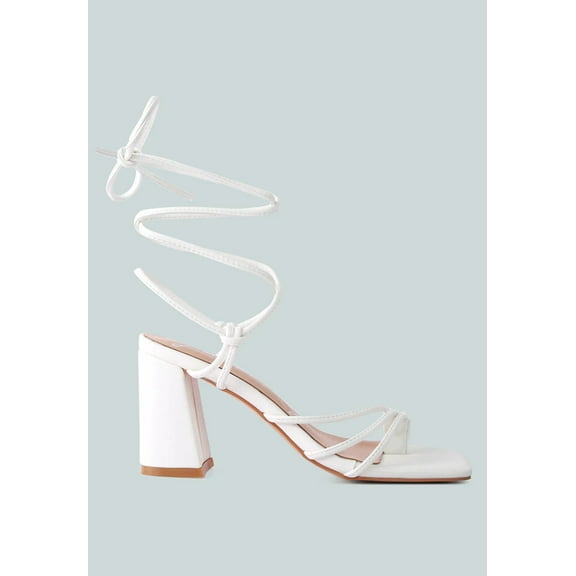 Piri Toe Ring Tie Up Block Sandals