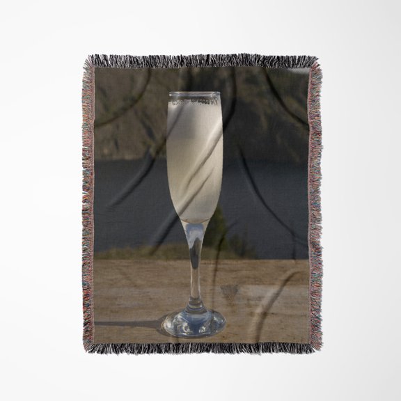 Pisco Sour, Chilean National Drink - Sa05 Dbn0013 - David Barnes, Woven Blanket