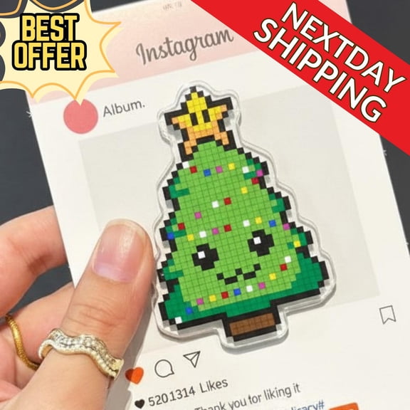 Pixel Christmas Tree Phone Grip: Cute Holiday Tree Magnetic , Christmas MagSafe Phone Holder, Kawaii Christmas Accessories For Teen