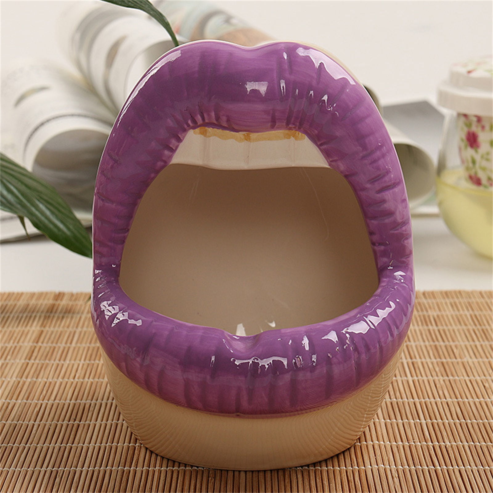 Pjtewawe Ashtray Cartoon Lips Ashtray Ceramic Ashtray Creative Modern ...