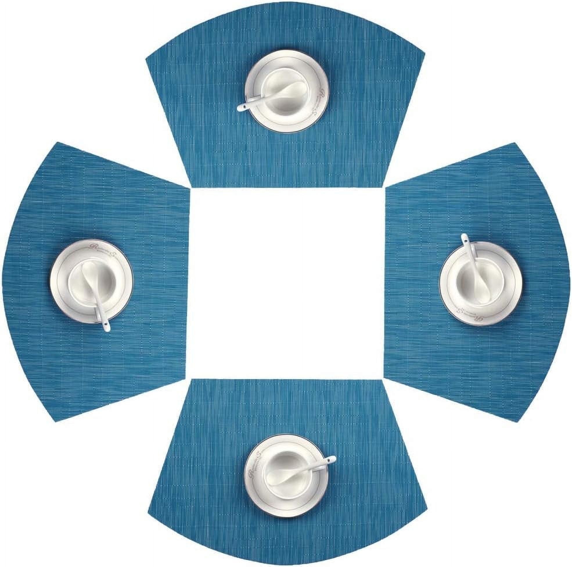 Placemats Set of 4, MJIAexp Round Table Placemats Heat Resistant Woven Vinyl PVC Wipeable Durable Table Mats for Dining Table Easy to Clean