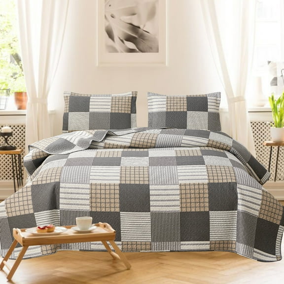 Plaid Bedding Quilt Set King Size Microfiber Ultra Soft Bedspread Ligthtweight Brown Coffee Quilt Coverlet Collection for Bedroom (1 Quilt, 2 Pillow Shams)