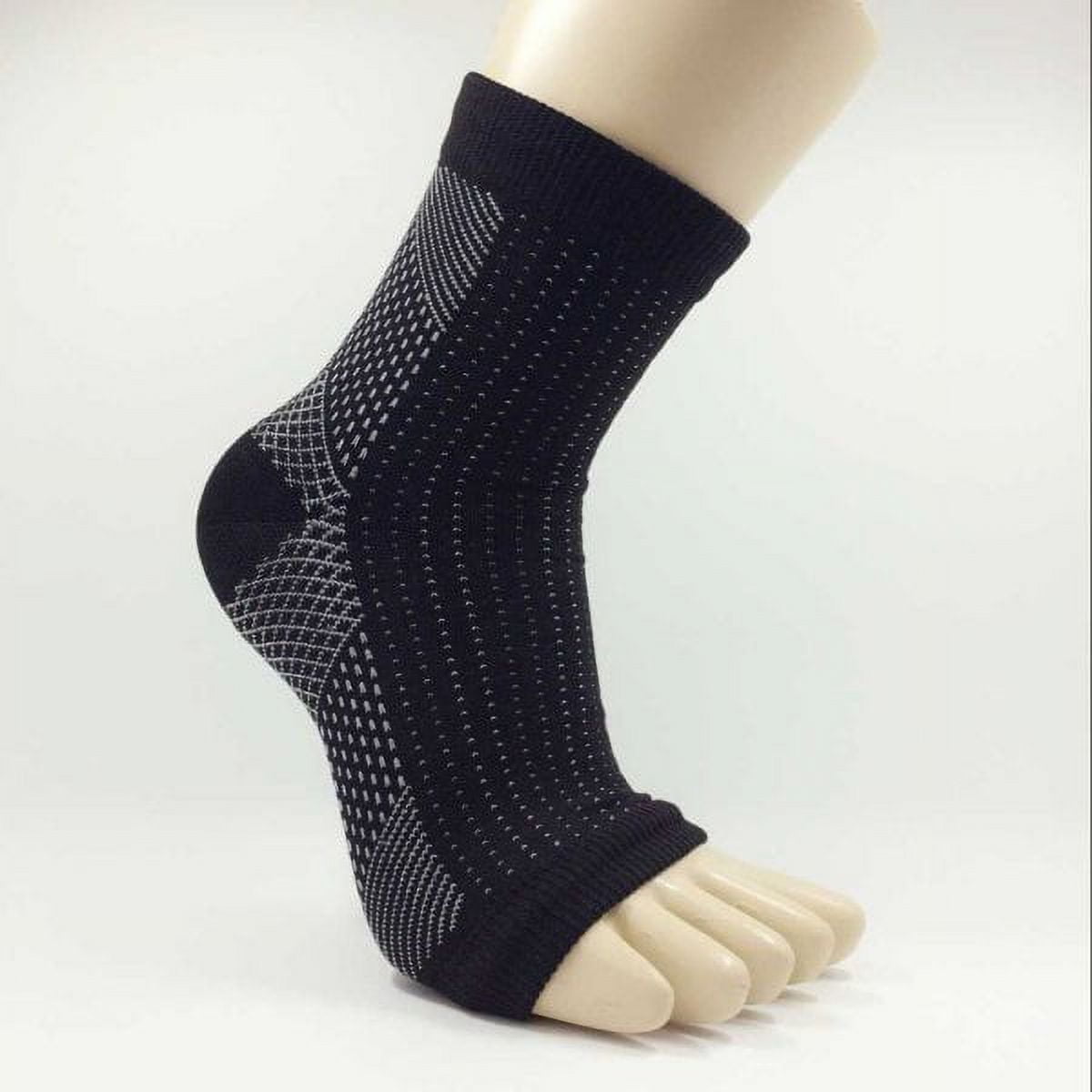 Tommie Copper Sport Compression Ankle Sleeve, Black, Small/Medium, Support  Brace, 1 Count per Pack