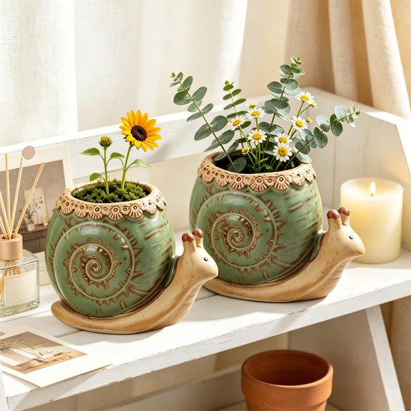 Planter Pot,Mini Snail Shaped Ceramic Desktop Container,Drainage Hole Small Vessel for Fleshy-leaved Plant Tiny Greenery Display(Green)
