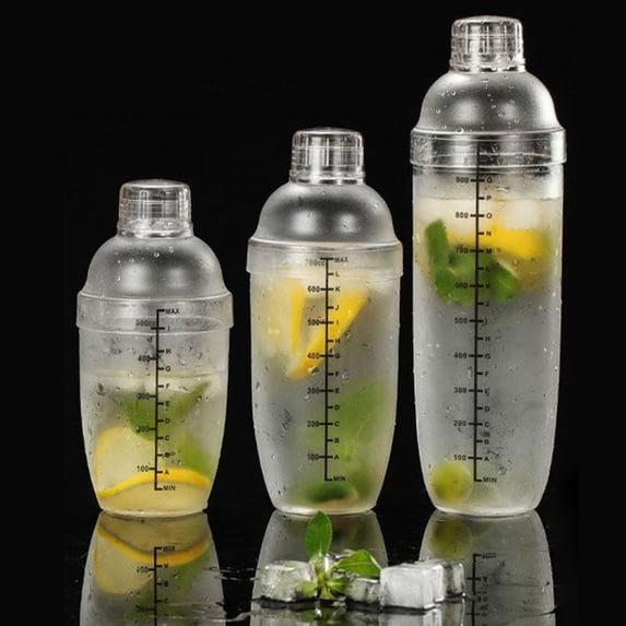 Plastic Cocktail Shaker with Measuring Scale, Clear Leakproof Drink Mixer Cup for Home Bar and Party Use