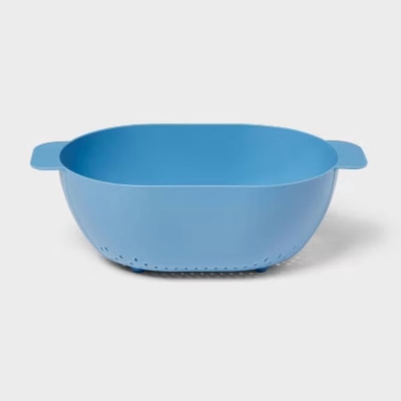 Plastic Colander Blue
