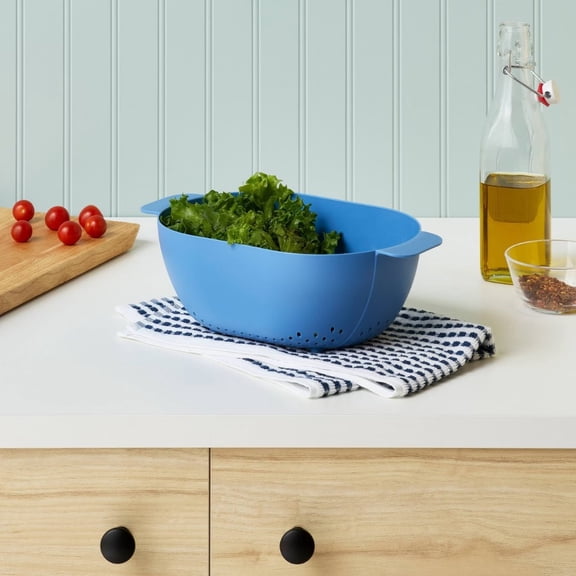 Plastic Colander Blue