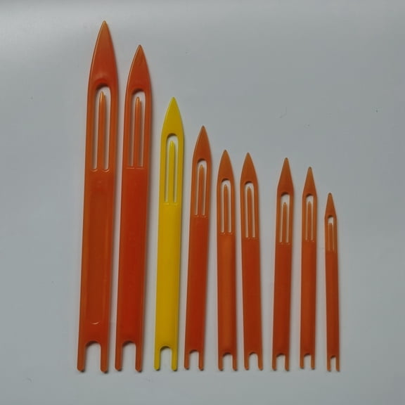 Plastic Fishing Netting Needle Shuttle Mending Fishing Net Tools Rocket Mixed Color 11.5x0.75x0.3cm 9pcs/set
