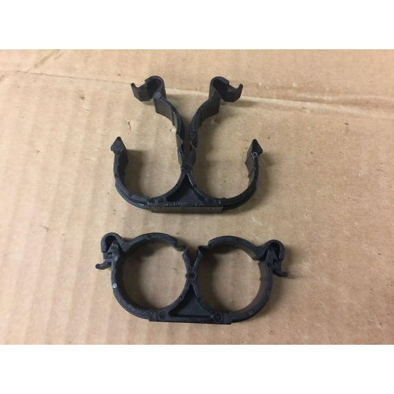 Plastic Pipe Clip - Double Snap In , 1 INCH INSIDE DIAMETER, QTY 220