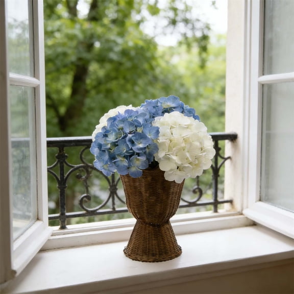 Plastic Rattan Vase, Urn-Shaped Woven Planter Pot for Indoor/Outdoor, Decorative Flower Holder for Living Room, Patio, Boho Home Decor, Lightweight & Durable, Easy to Clean