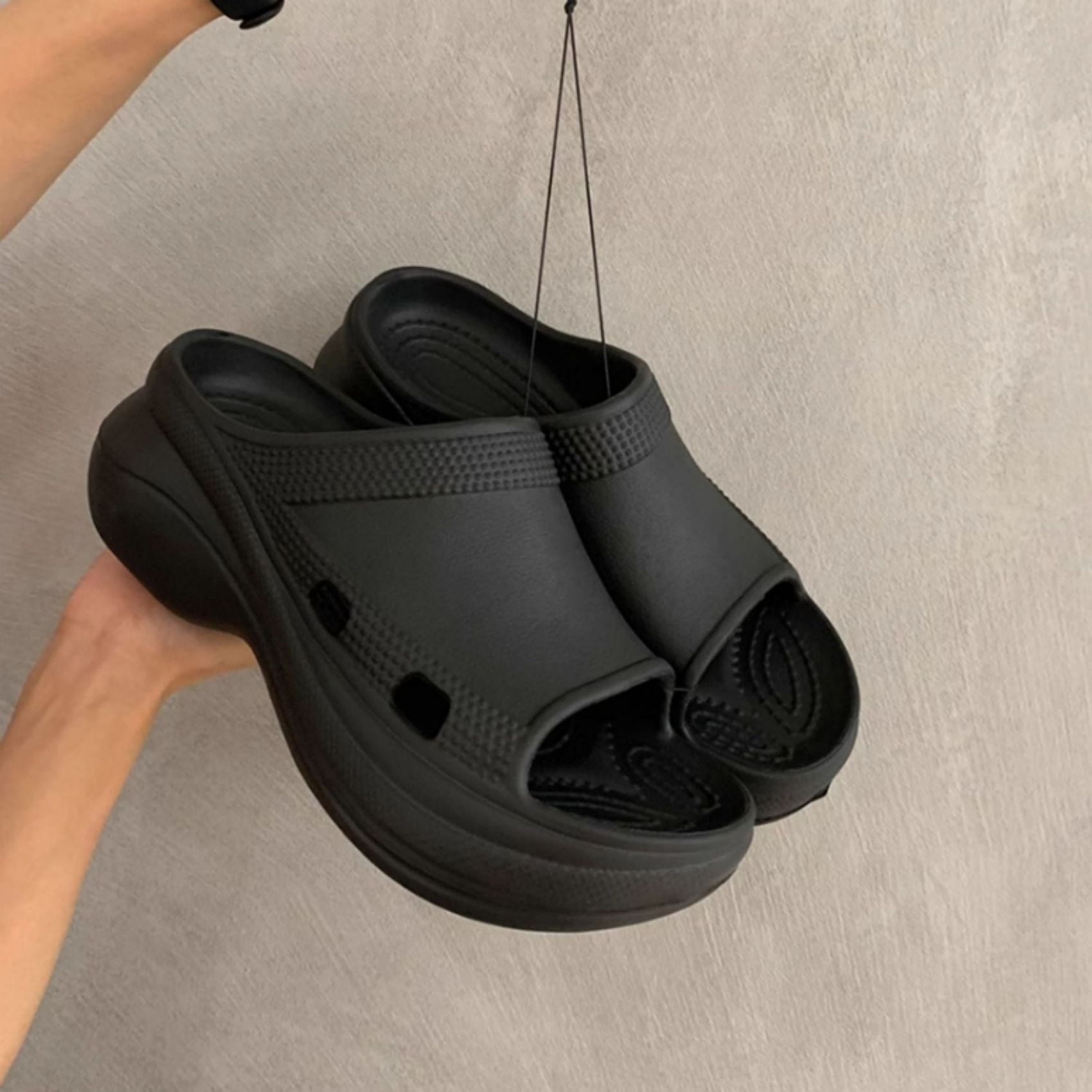 Platform slippers, women's shoes, summer outerwear, seaside sandals