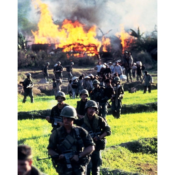 Platoon 24X36 Classic Hollywood Poster Troops On Battle Field With Explosions