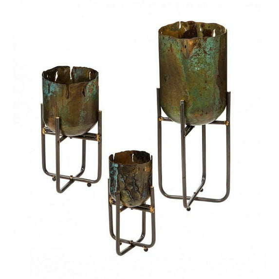 Plow & Hearth Distressed Metal Raised Planters, Set of 3