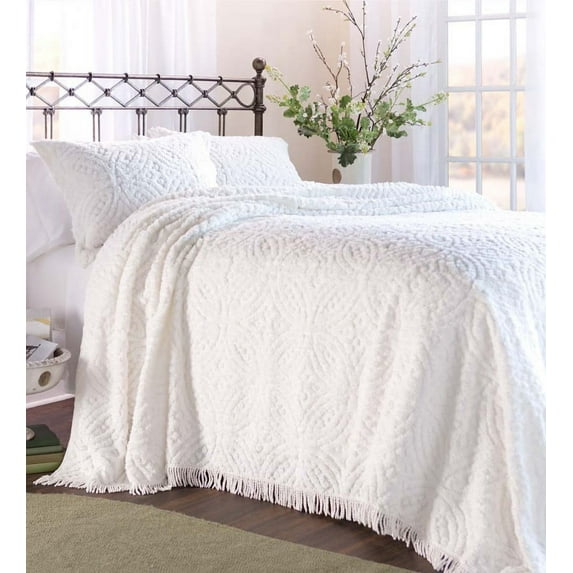 Plow & Hearth Twin Wedding Ring Tufted Chenille Bedspread White