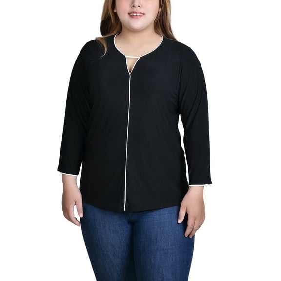 Plus Size 3/4 Sleeve Piped Top