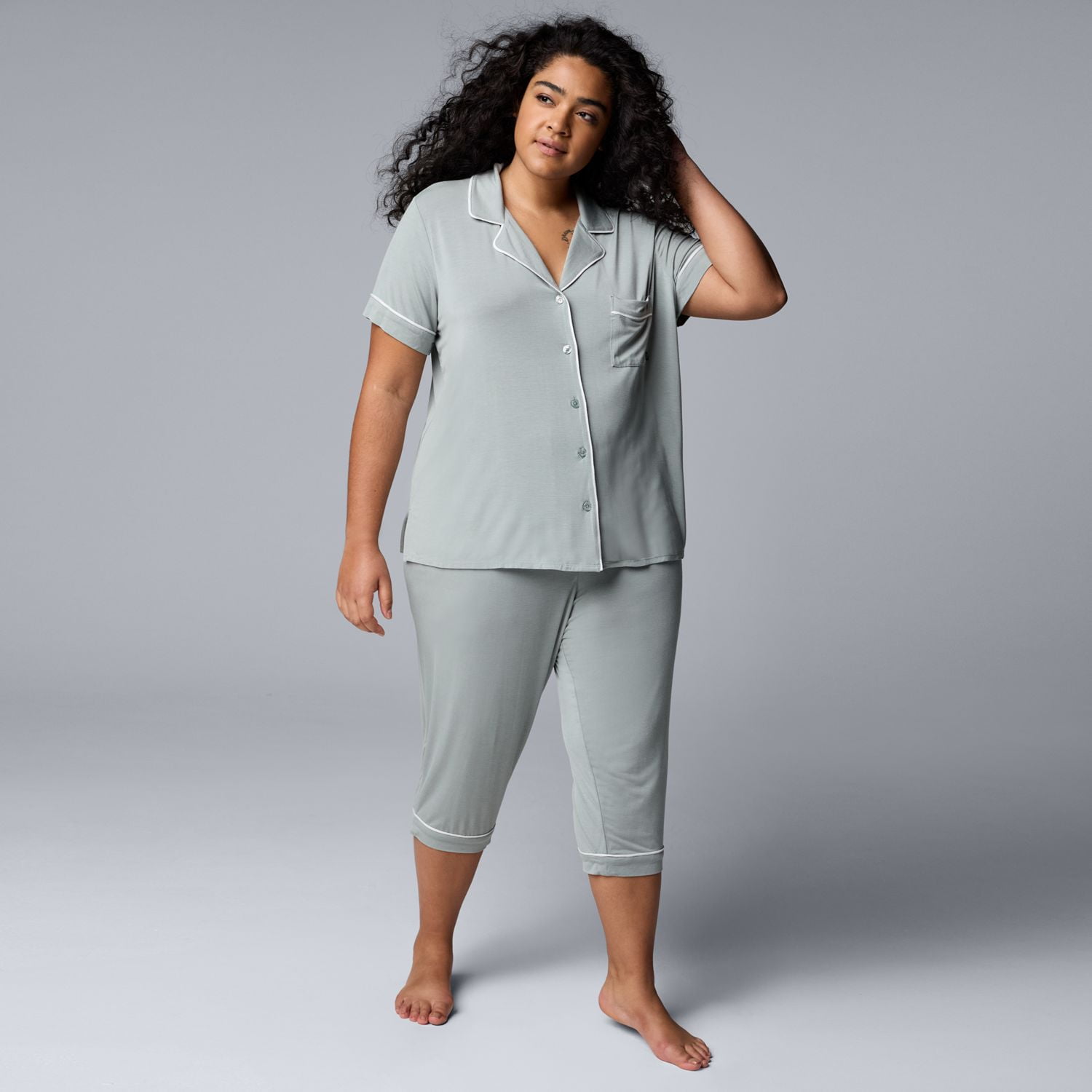 Vera wang plus size capris top