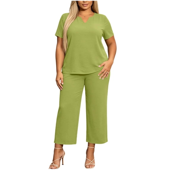 Plus Size Two Piece Set for Women Notch Neck Short Sleeve Top and Cropped Pants Soft Summer Lounge Travel Outfit Set