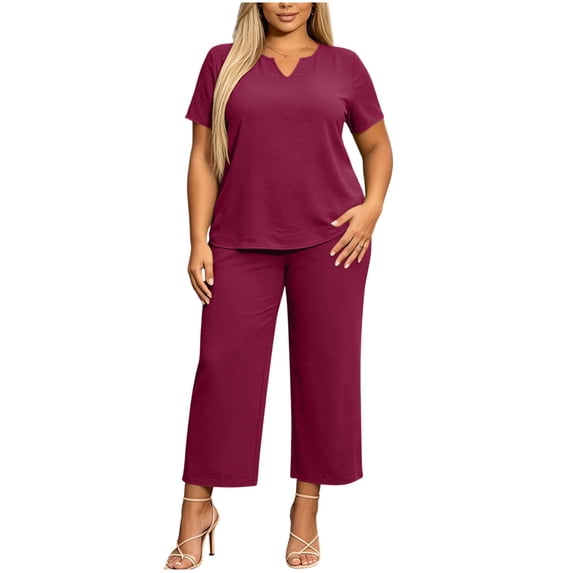Plus Size Two Piece Set for Women Notch Neck Short Sleeve Top and Cropped Pants Soft Summer Lounge Travel Outfit Set