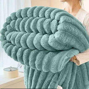 Plush Faux Rabbit Fur Throw Blanket, Soft Mint Green 40 x 60 Inch Bubble Fuzzy Couch Sofa Bed Blanket, Lightweight & Cozy Decor