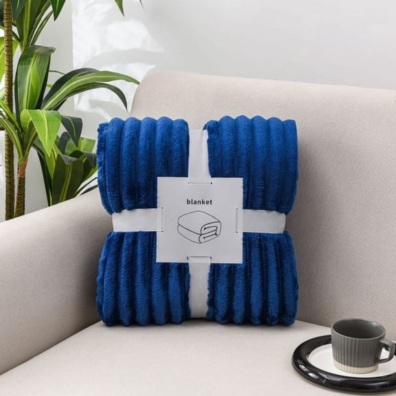 Plush Flannel Bed Blanket, Fleece Blanket for Couch, Faux Rabbit Fur Striped Throw Blanket Cozy Fluffy for Sofa Chair Bed Living Room (White,70 * 100cm)