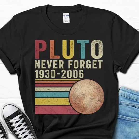 Pluto Never Forget Retro Style T-Shirt, Dwarf Planet Tee, Outer Space G...
