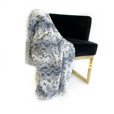 Plutus Brands PBSF1524-3660-TC 36 x 60 in. Snowy Owl Faux Fur Luxury Throw Blanket, Navy