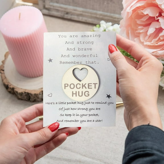 Pocket Hug Greeting Card, Inspirational Heart Gift, Little Heart Pocket Hug Gift Card, Gifts for Long Distance Friend, Cute Little Missing Gifts Card 3.15x4.13 In (1Pcs)