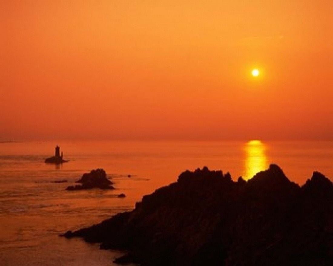 Pointe du Raz at Sunset Brittany France Canvas Art - Paul Thompson DanitaDelimont (20 x 16)