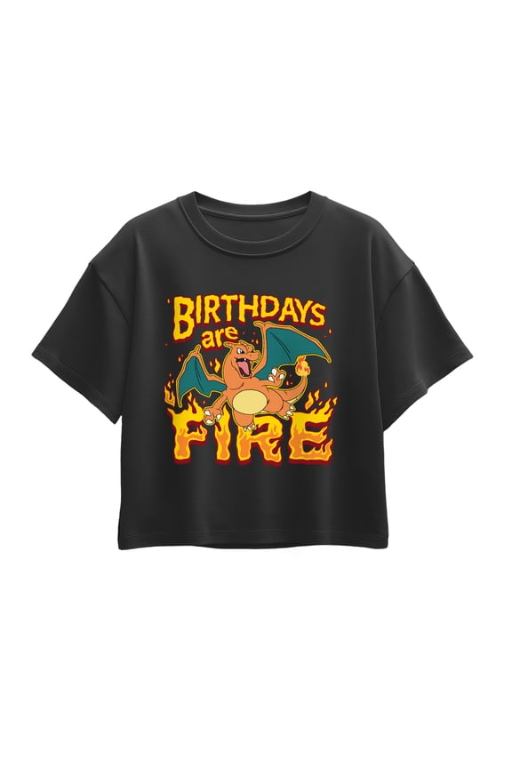 Pokémon - Birthdays Fire Charizard - Youth Girls Boxy T-Shirt
