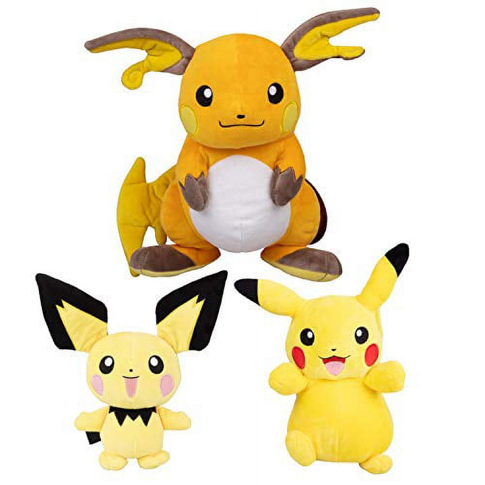  Pokémon Select Evolution 3 Pack - Features 2-Inch Pichu and  Pikachu and 3-Inch Raichu Battle Figures : Video Games