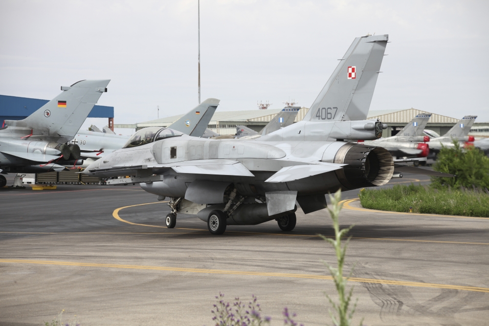 Polish F-16C Block 52 taxiing at Albacete Airfield Spain Canvas Art - Timm ZiegenthalerStocktrek Images (18 x 12)