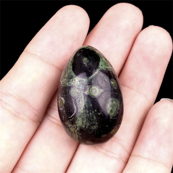 Polished Stone Egg for Easter Day, Pocket Worry Energy Display Sphere Figurine Green