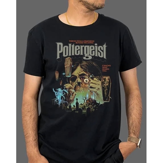 Poltergeist Shirt Classic Horror Movie Vintage Graphic Design T-Shirt