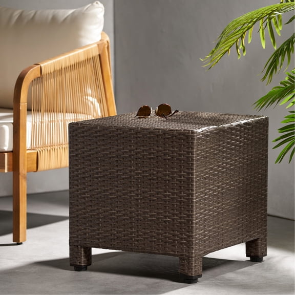 Polyethylene Rattan Cube Side Table / Blend Seamlessly with Outdoor Dining Space