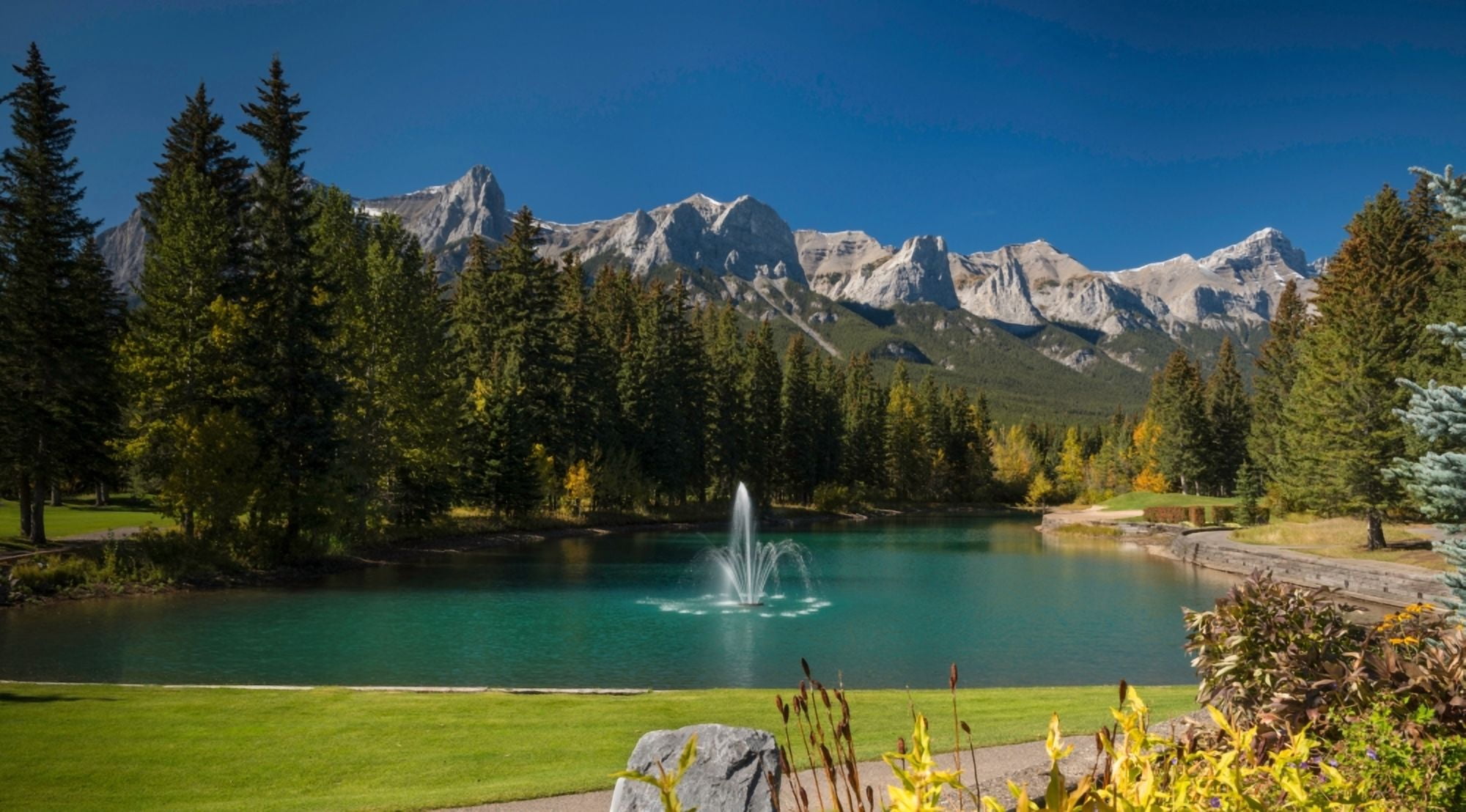 Pond in Canmore Golf Course Mount Rundle Cascade Mountain Canmore Alberta Canada Canvas Art - Panoramic Images (14 x 24)
