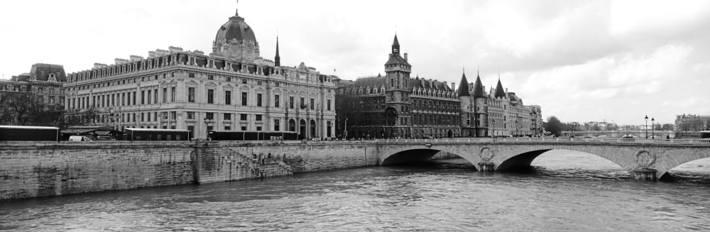 Pont au Change over Seine River Palais de Justice La Conciergerie Paris Ile-De-France France Canvas Art - Panoramic Images (12 x 36)