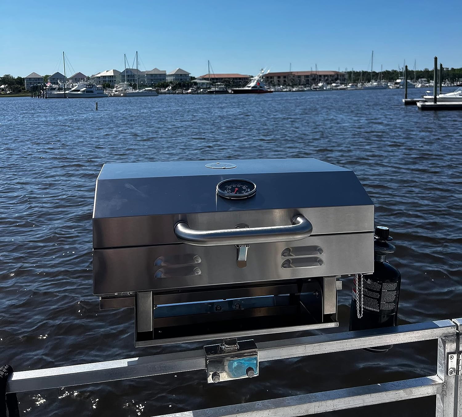 Pontoon Boat Grill Adjustable Railing Mount Fits 1 1/4″ Square Rail Stainless Steel