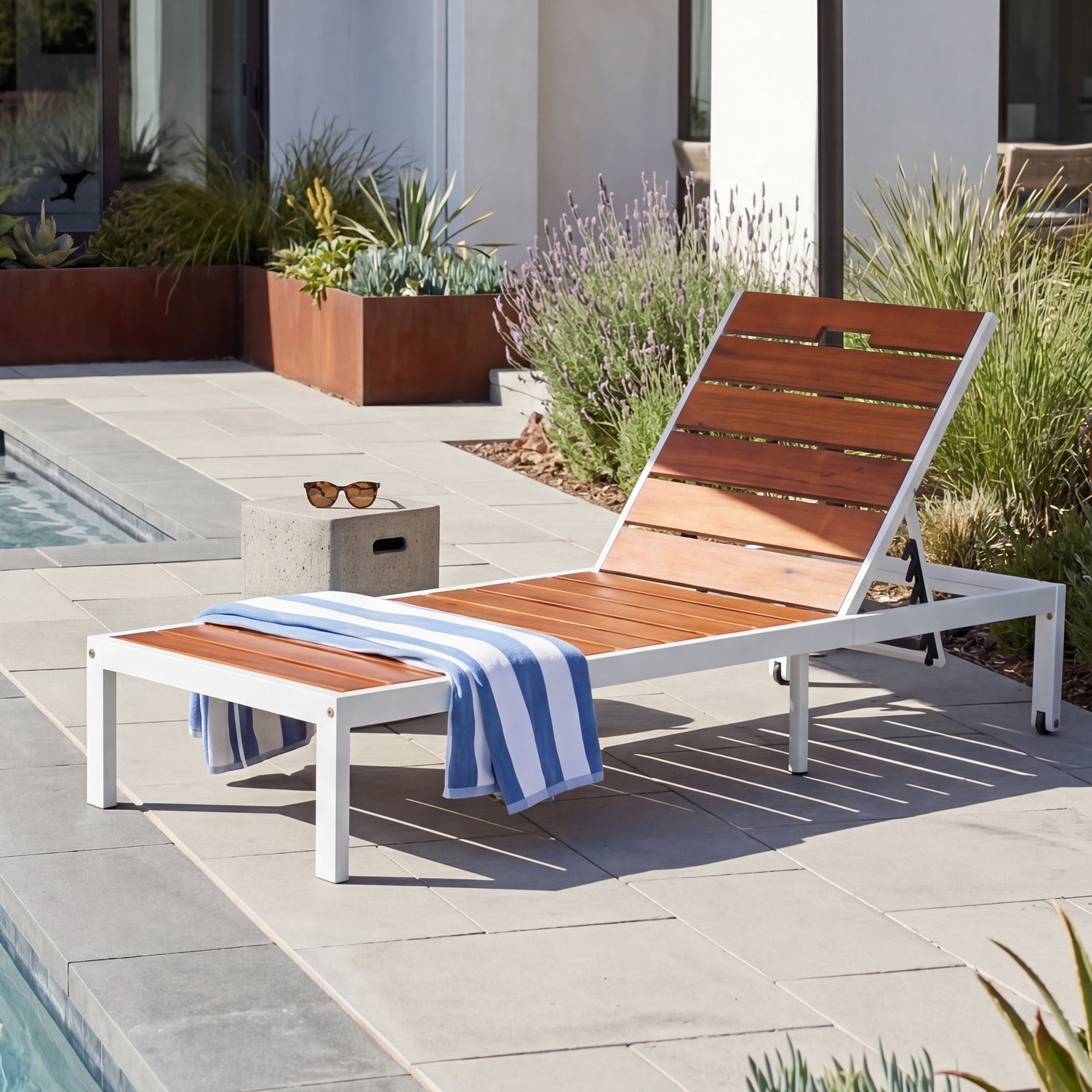Poolside Chaise Lounge Set, Outdoor Recliner Daybed for Patio Poolside, White and Brown