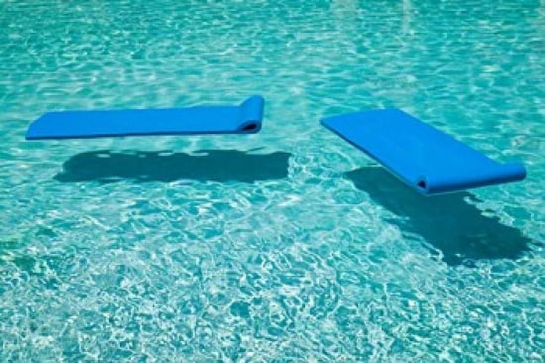 Poolside at the Palazzo Versace Resort Surfers Paradise Gold Coast Queensland Canvas Art - Walter Bibikow DanitaDelimont (36 x 24)