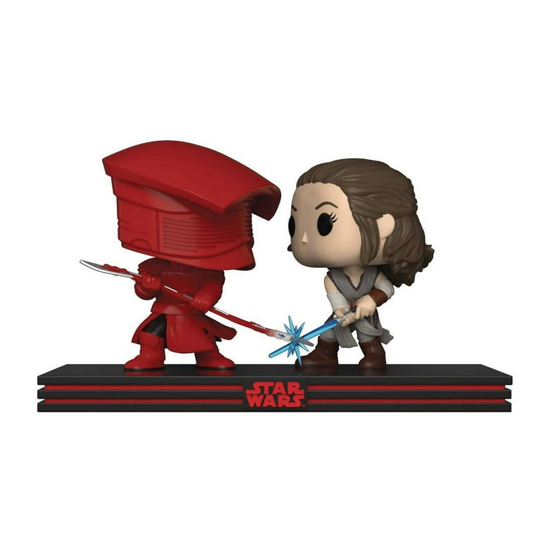 Pop Movie Moment Star Wars E8 Rey & Praetorian Guard Vinyl Figure