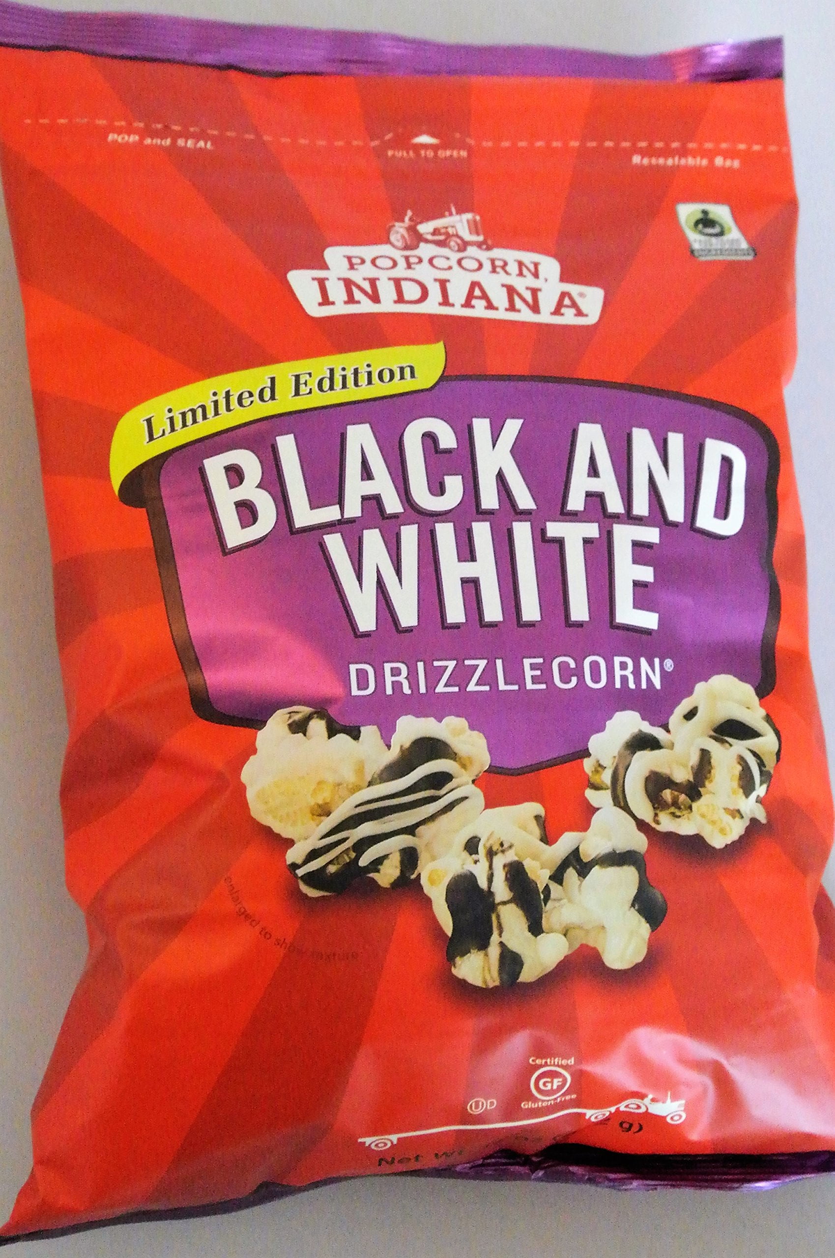 Popcorn Indiana Black and White Drizzlecorn 17 Oz