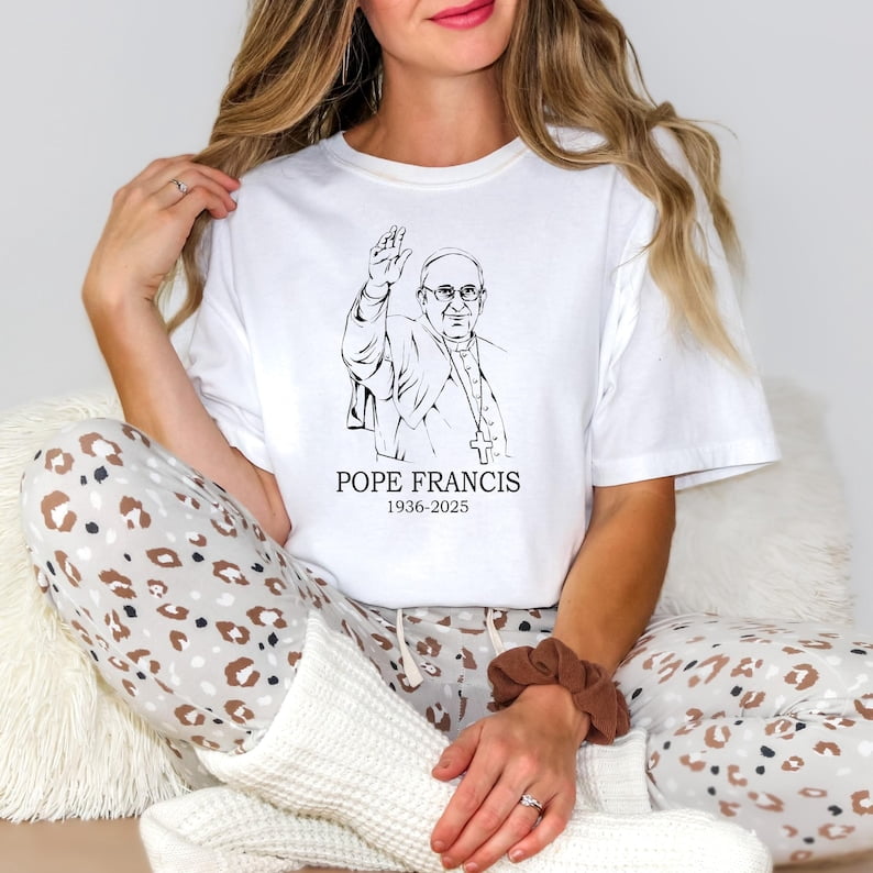 Pope Francis Memorial Shirt, RIP Tribute Tee 1936-2025, Pray for Pope ...