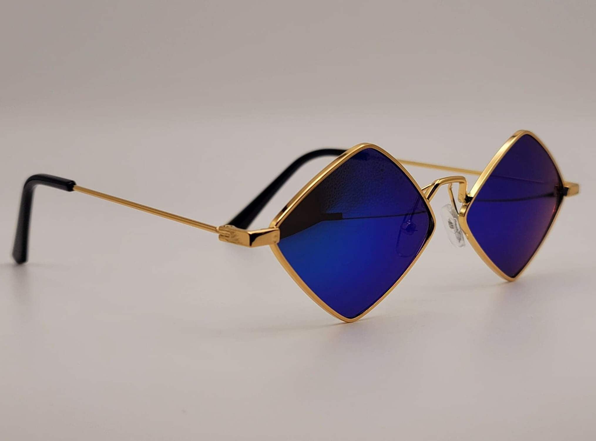 Blue Ombre Luxury Fashion Sunglasses – Gold Detail Luxe Gold - Gold Frame Geometric Sunglasses | VOCINIO – vocinio main image 3