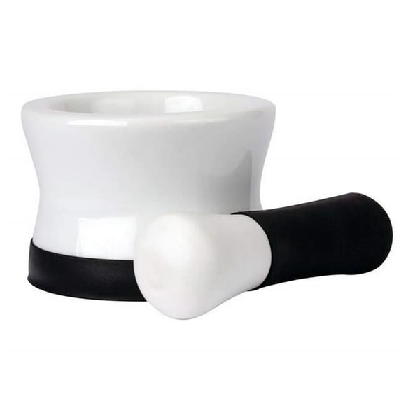 Porcelain Mortar & Pestle Grinding