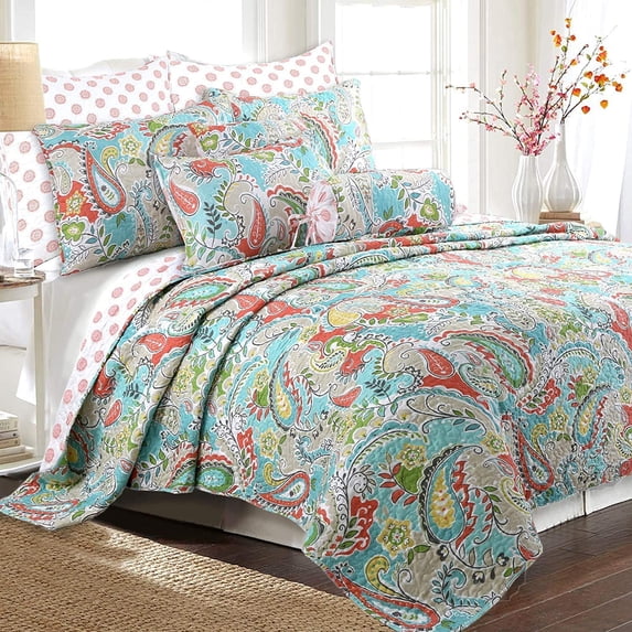 Porch & Den Bajada Paisley Reversible Quilt Bedding Set Queen 6 Piece