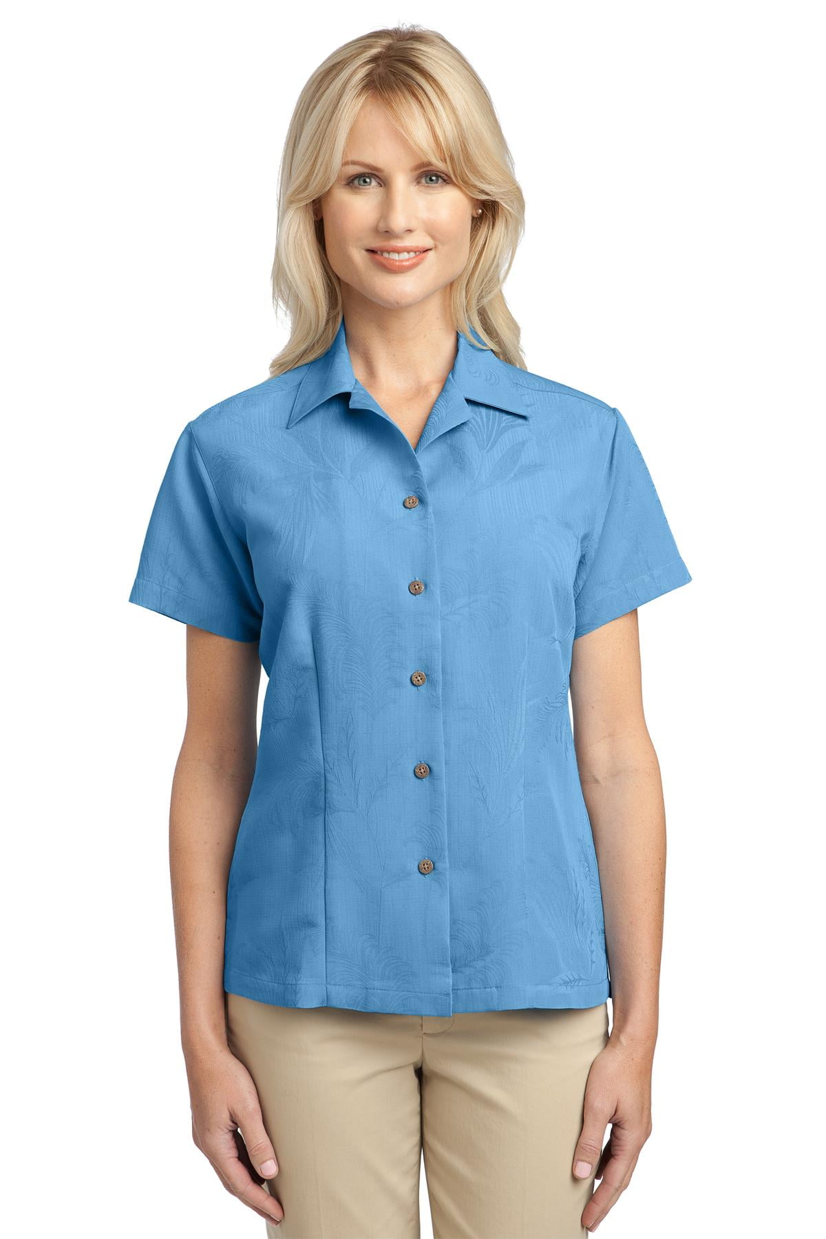 women's short sleeve camp shirt with pockets