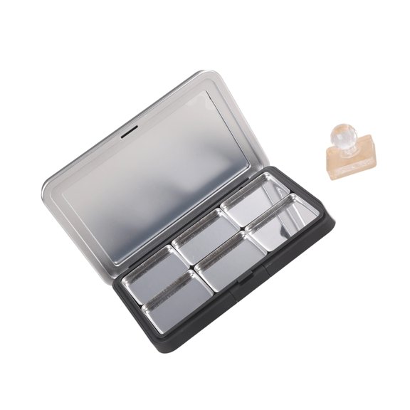 Portable Makeup Storage Box With Glasses Ideal For Travel Design Holds Eyeshadow Blushes Refills