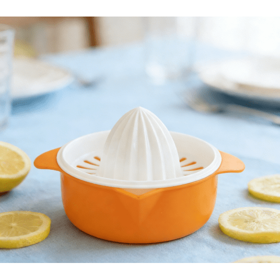 Portable Manual Lemon Juicer Press - Handheld Citrus Squeezer for Lemon, Orange & Fruit - Easy to Use & Clean Kitchen Tool